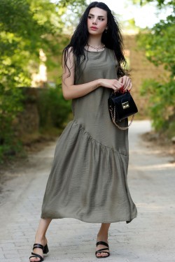 Haki Kolsuz Yırtmaçlı Elbise